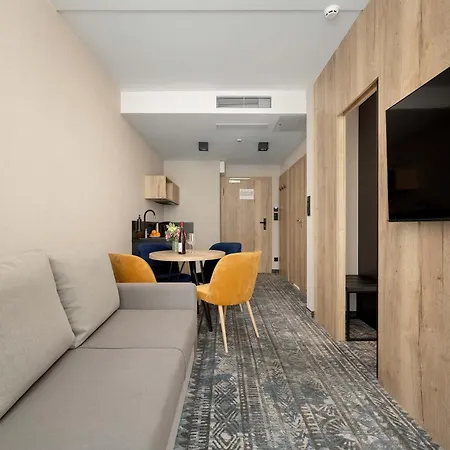 Stylowe Apartamenty Z Parkingiem Oraz Basenem I Silownia By Noclegi Renters Διαμέρισμα