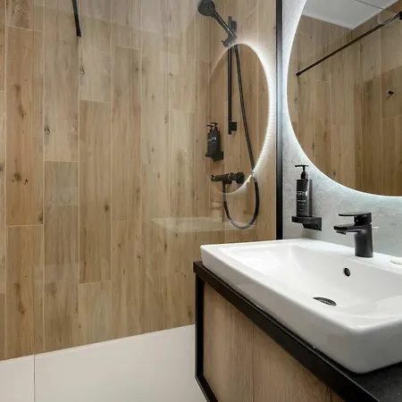 Stylowe Apartamenty Z Parkingiem Oraz Basenem I Silownia By Noclegi Renters Διαμέρισμα *