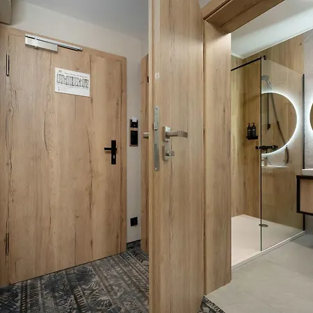 Stylowe Apartamenty Z Parkingiem Oraz Basenem I Silownia By Noclegi Renters Διαμέρισμα Szklarska Poręba